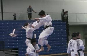 Taekwondo demonstratsioonesinemisied Kalevi spordihallis. Foto: Albert Truuväärt
