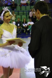 2008