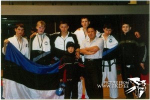 Black Eagle 2004 