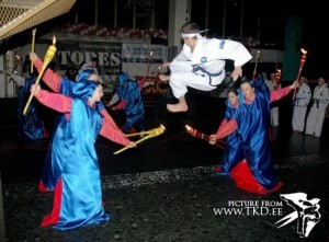ShowDance '2004 â Dekolte 0 